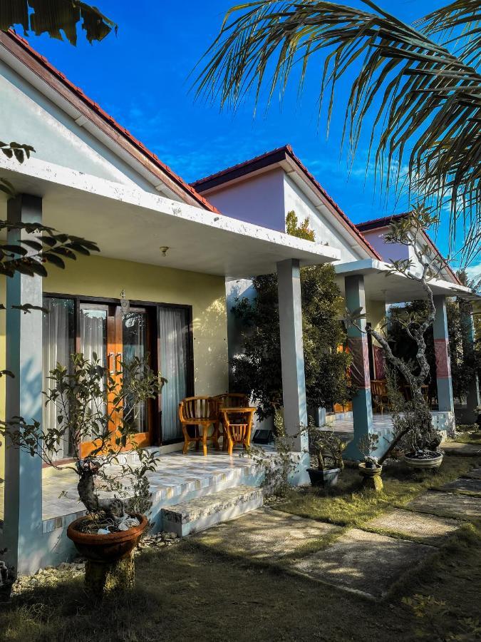 Gayatri Bungalows Batununggul Dış mekan fotoğraf