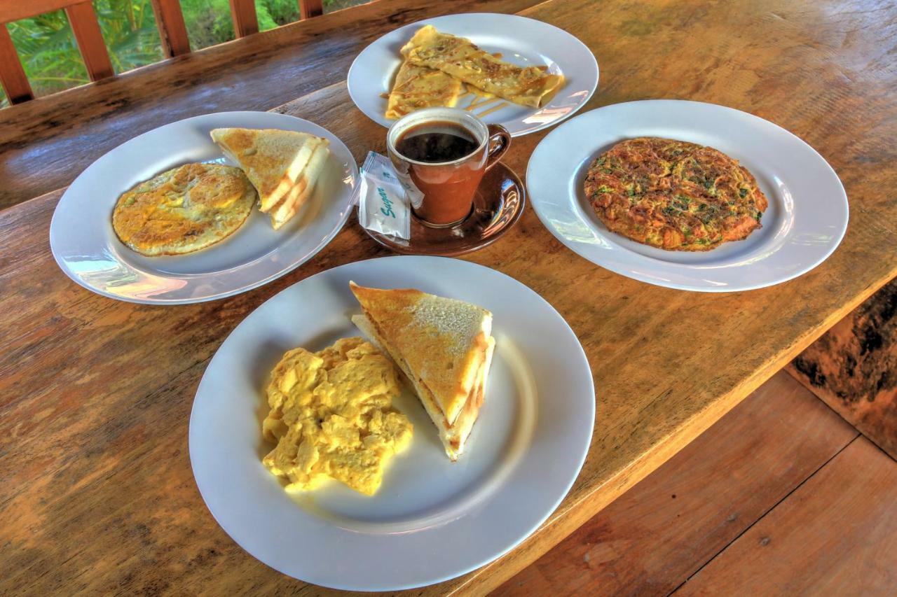 Gayatri Bungalows Batununggul Dış mekan fotoğraf